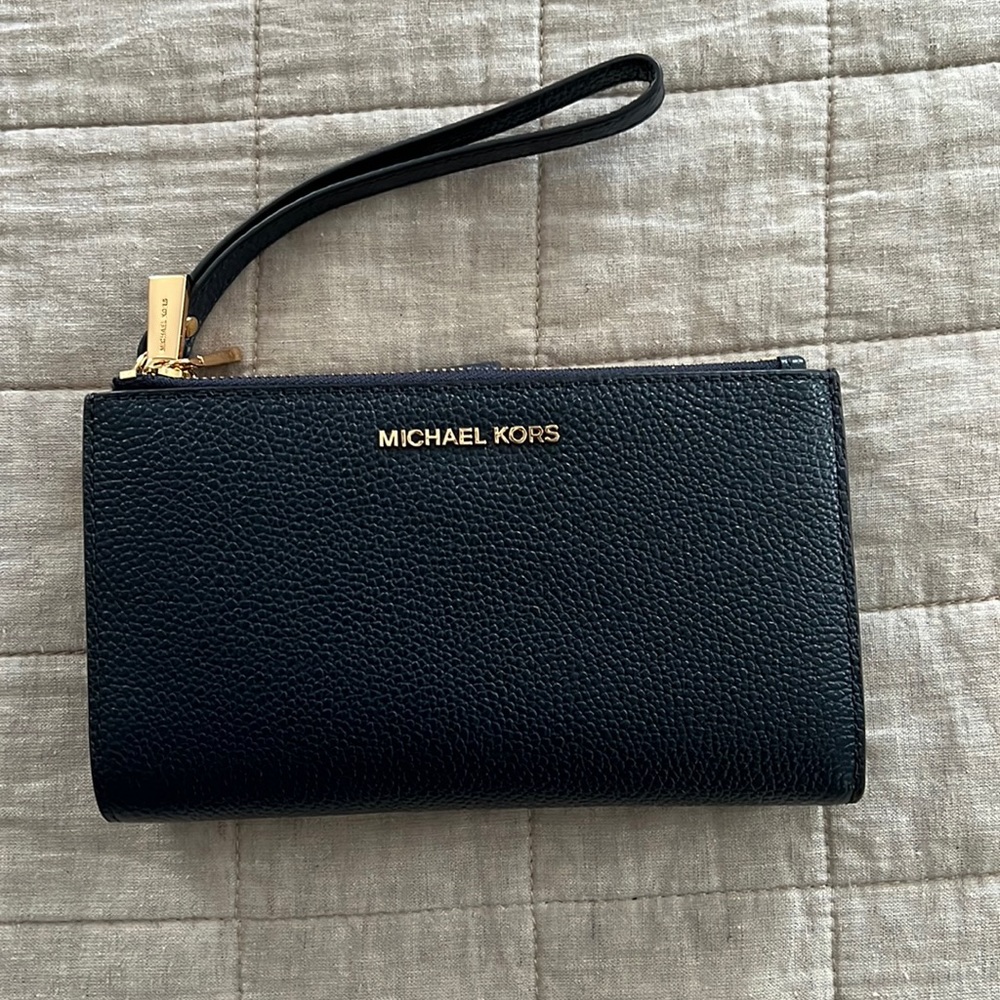 Michael Kors Adele wallet